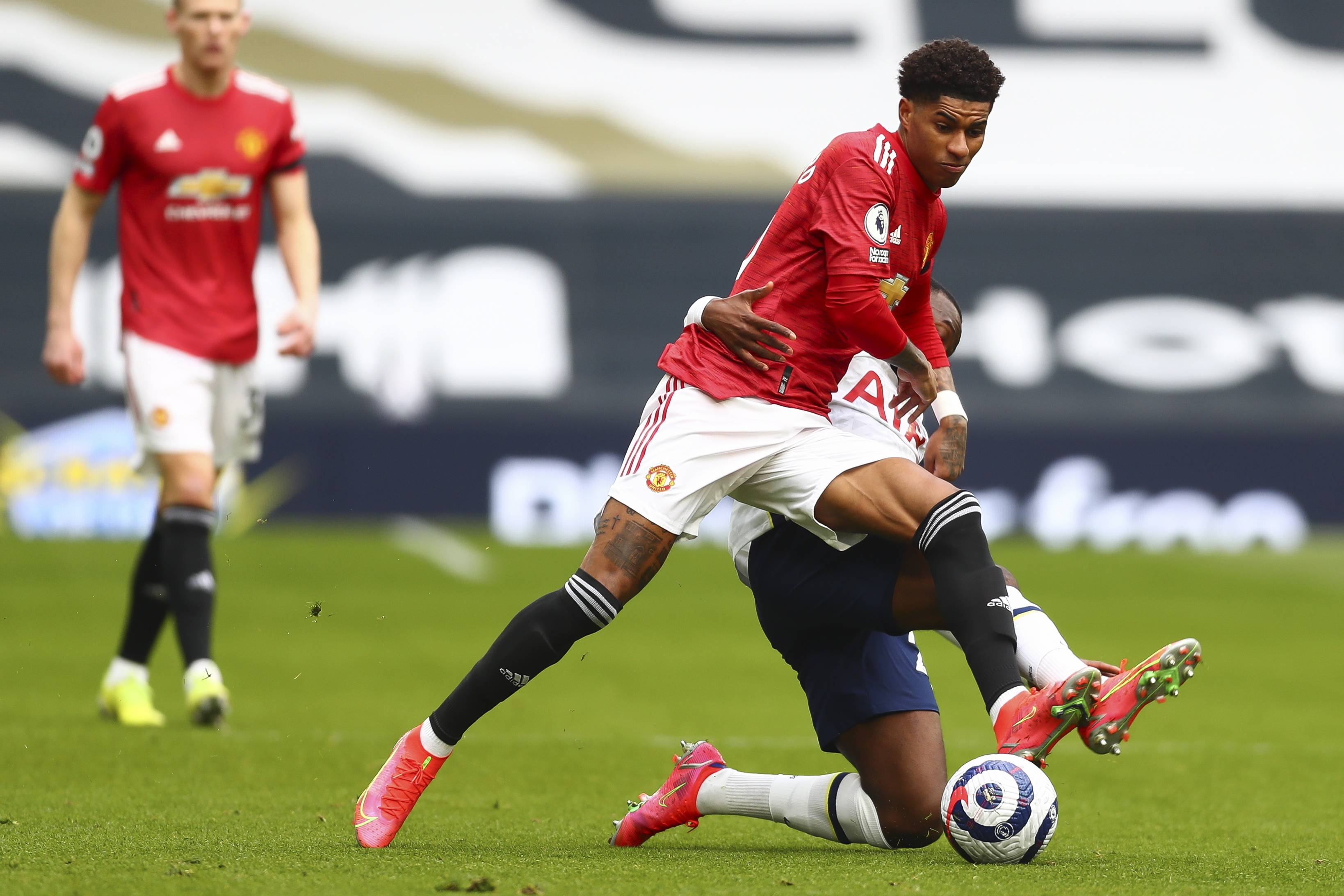 容更富有深 容更富有深