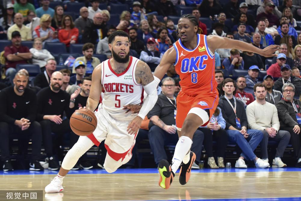 在激烈的比 在激烈的比