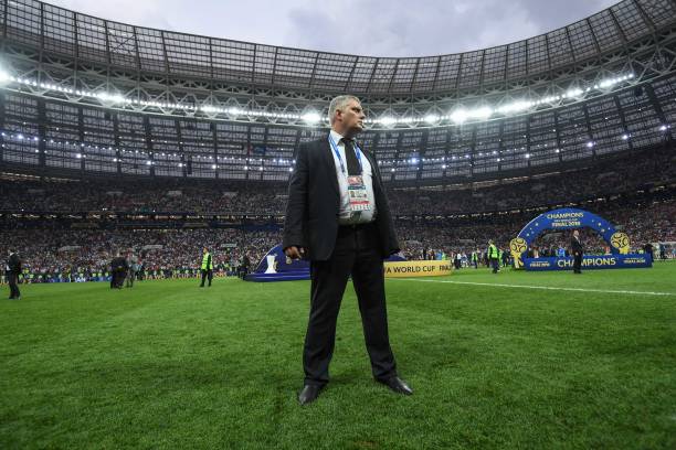 都让巴黎保 都让巴黎保