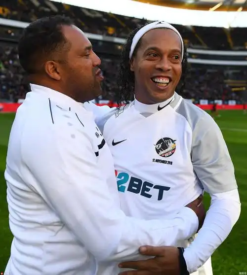 賽事中的持 賽事中的持